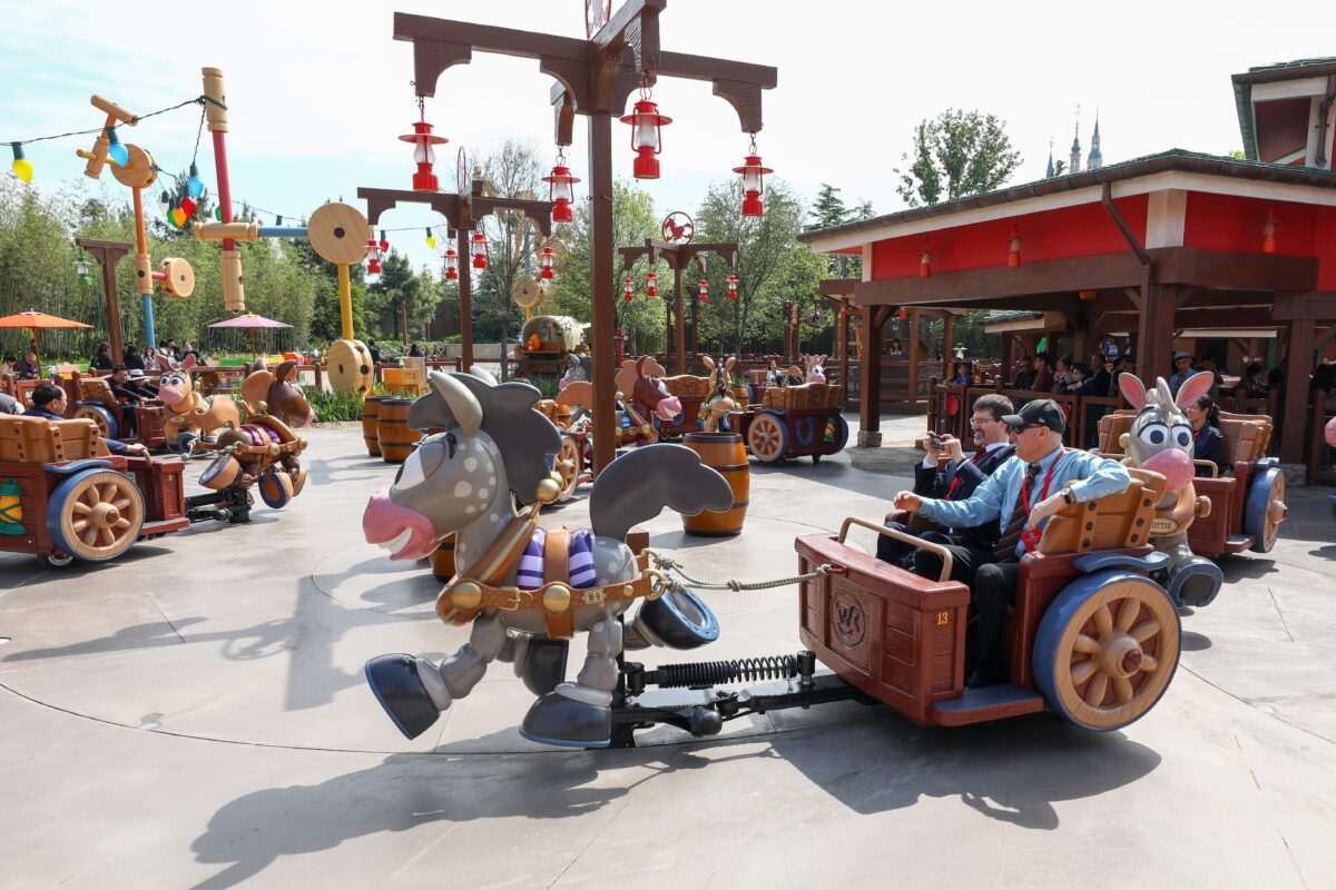 Woody Rides Woody's Roundup Ride at Shanghai Disneyland | Green Vacation Deals