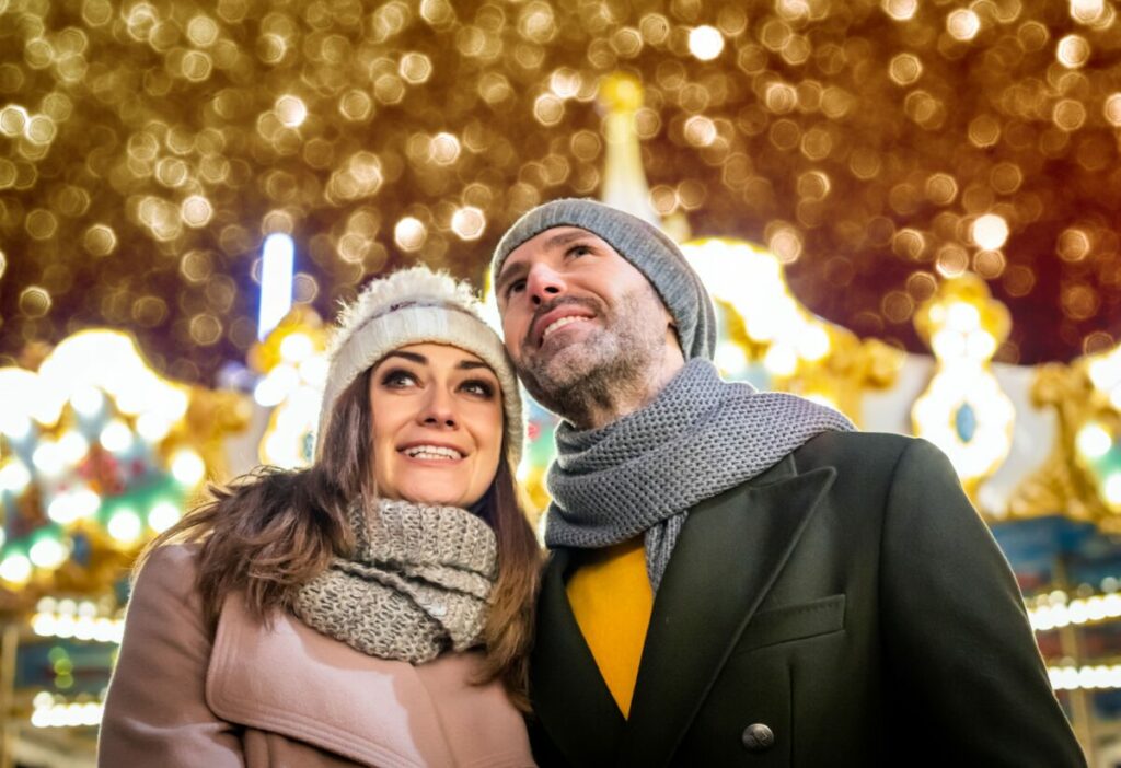 Lake Compounce Holiday Lights Bristol CT Promo Code Green Vacation Deals