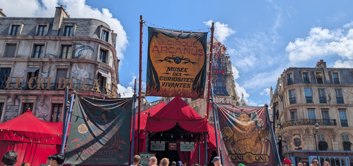 Le Cirque Arcanus show entrance in Harry Potter section of Epic Universe park
