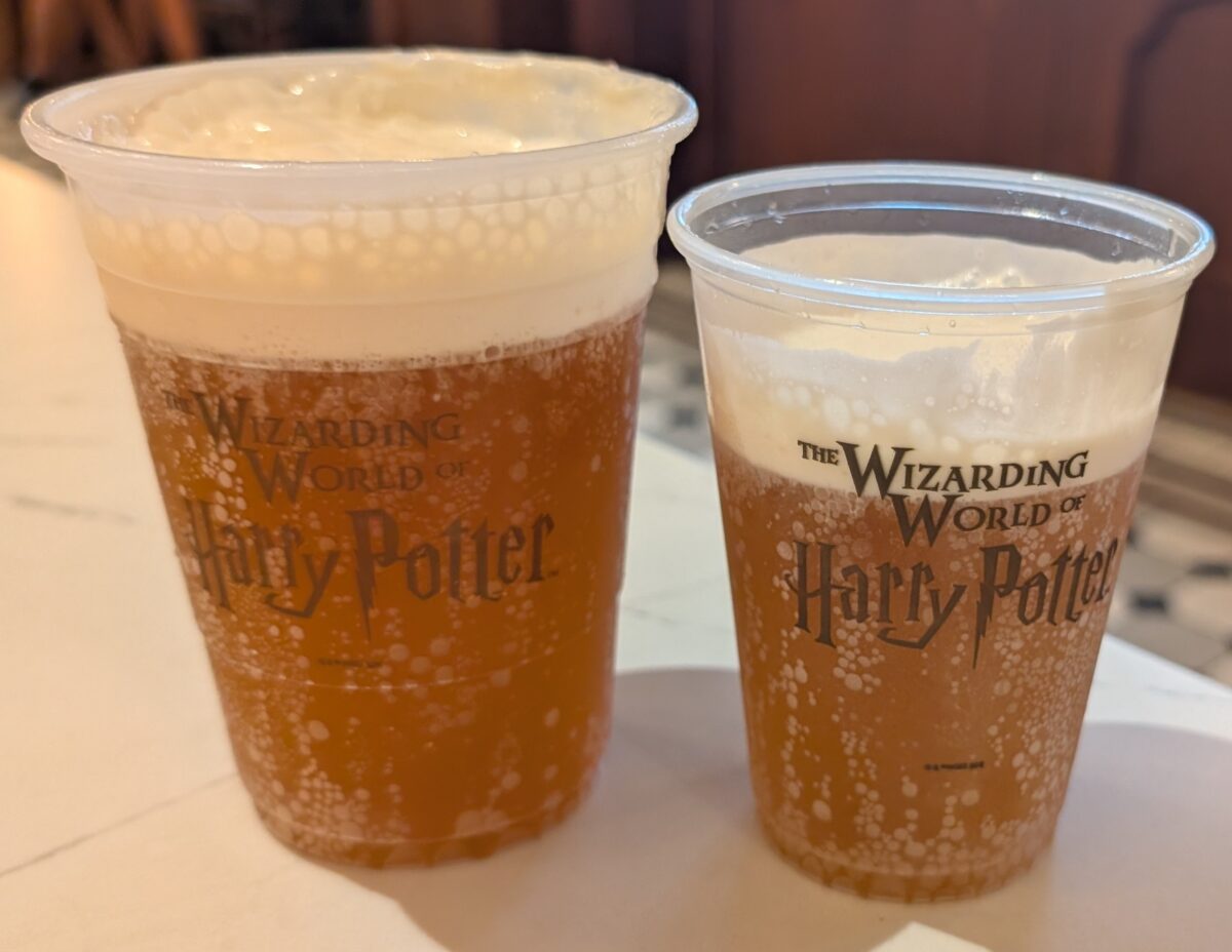 The butterbeer that comes with your meal at Café L'air De La Sirene is smaller than if you order a butterbeer seperately.