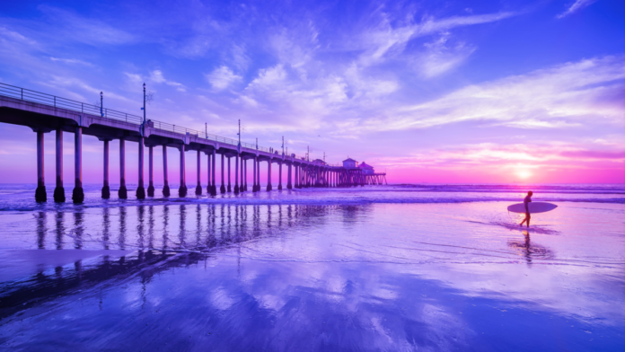 Discounted hotel rates in Huntington Beach, California