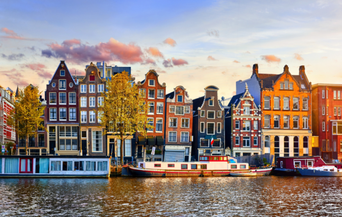 Amsterdam Budget Travel Guide