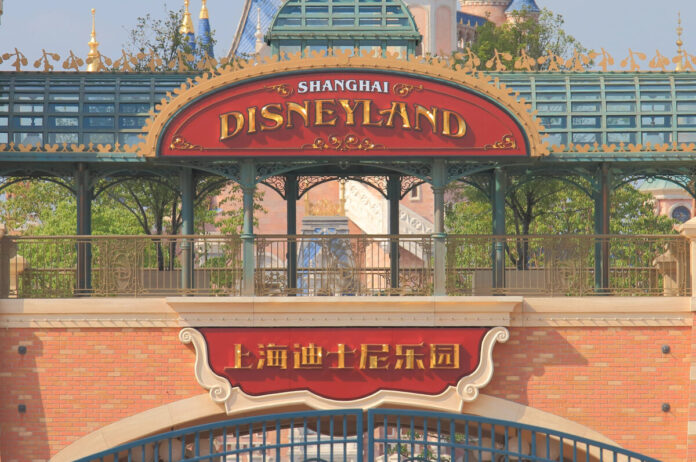 5 ways to find discounted Shanghai Disneyland tickets